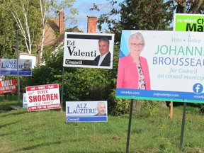 Election signs seen during the 2018 municipal election in North Bay. Nugget File Photo