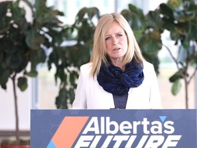 NDP Leader of the Opposition Rachel Notley presented to the Fort Saskatchewan and District Chamber of Commerce on Friday, May 14, regarding Alberta's economic future. Photo Supplied.