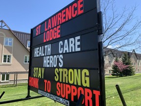 A sign at St. Lawrence Lodge encourages support for front-line wokrers on Thursday afternoon. (RONALD ZAJAC/The Recorder and Times)