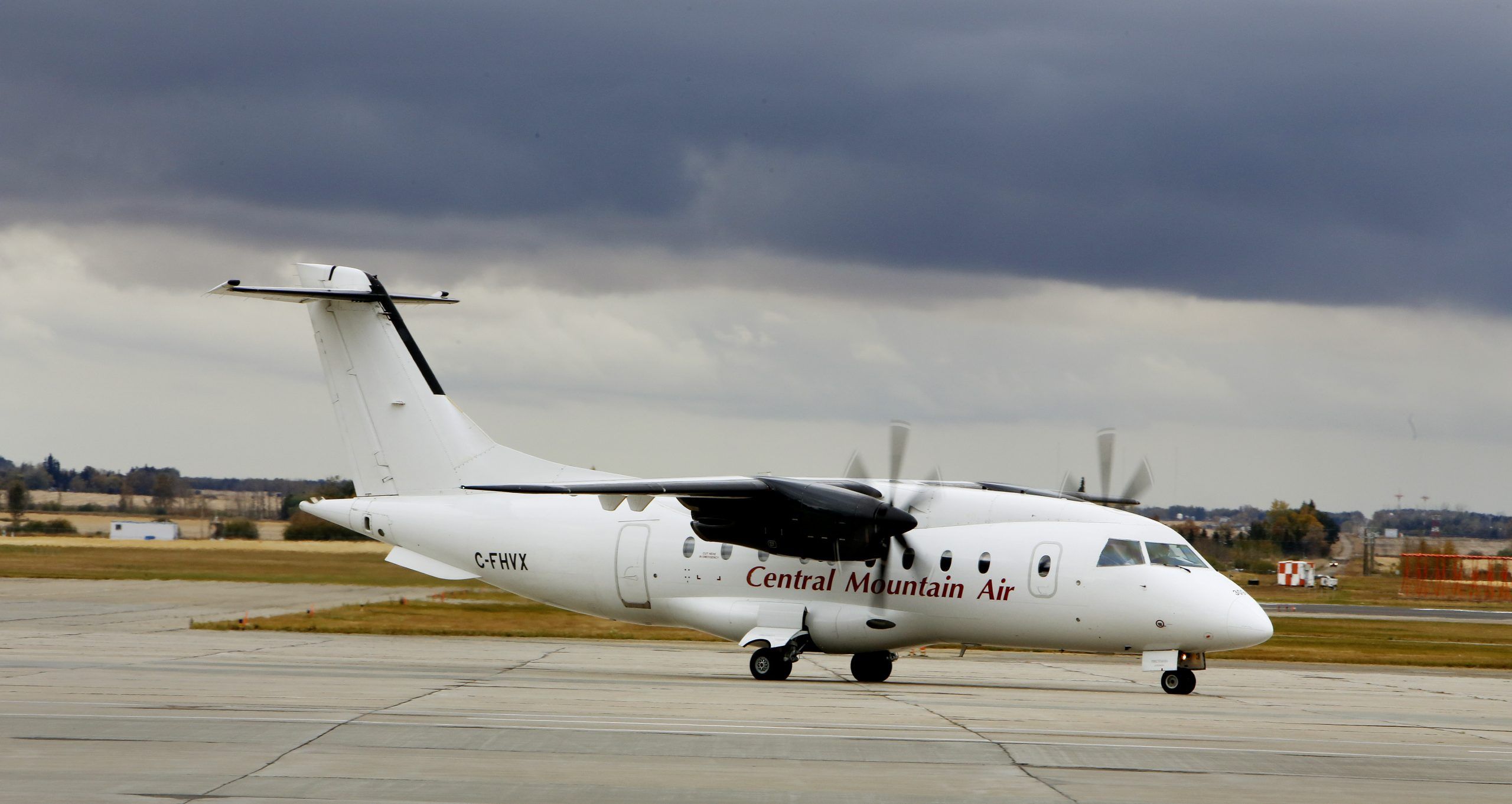 Central Mountain Air to provide air service between Grande Prairie and