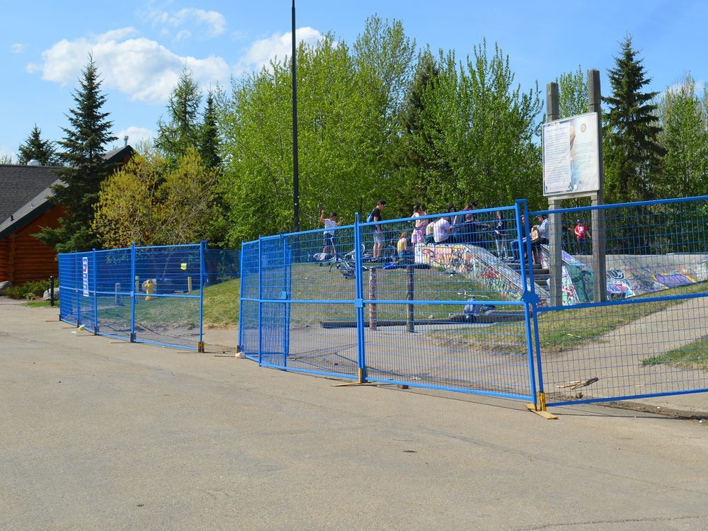 Fencing placed around skate park to enforce health measures La