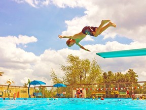 As a pandemic crowd-control measure, Norfolk County is booking appointments for parents who want to take their children for a swim at the Kinsmen Pool in Delhi. The Kinsmen Pool and splash pad opened for the summer of 2021 on Monday. – Norfolk County photo