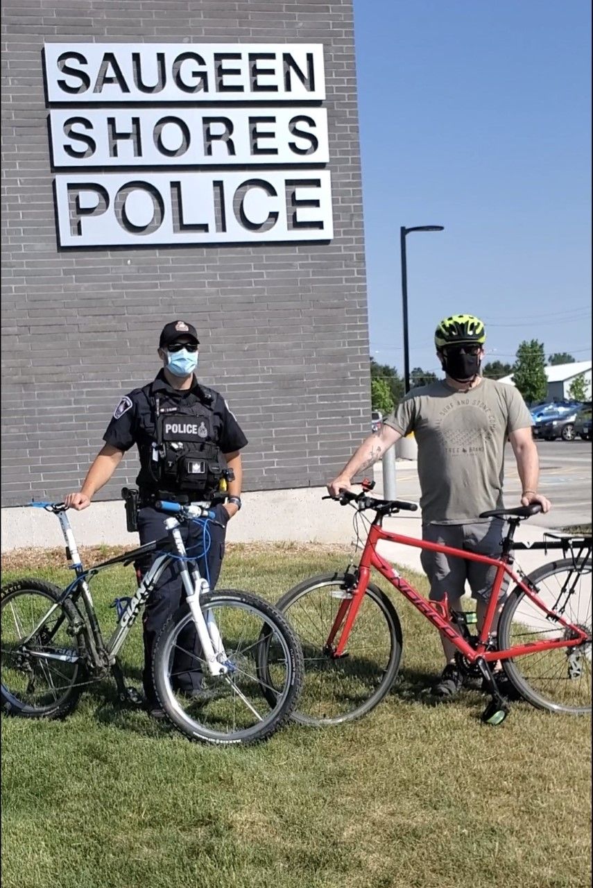 Saugeen Shores Police Service team lays down a Change a Life Challenge