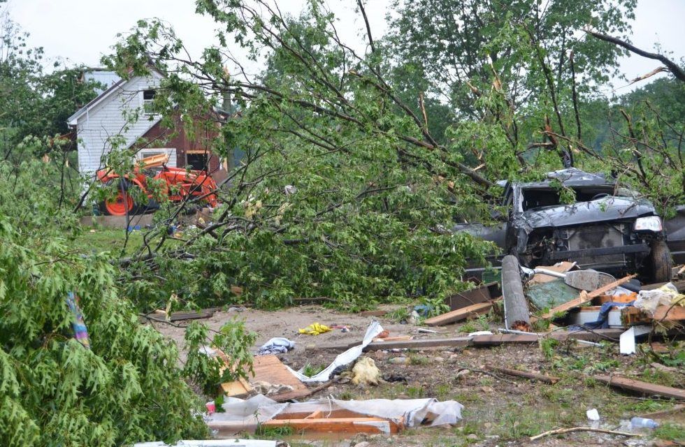 Chatsworth family gets to basement just as reported tornado hits home ...