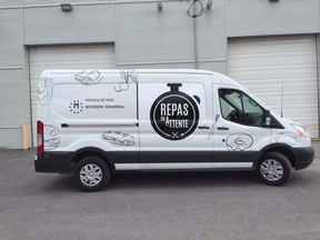 Un 41e camion aux couleurs de l’organisme Moisson Montréal s’invite aux Premiers vendredi du mois cette année avec au menu des «repas en attente». Le 30 avril 2015. PHOTO COURTOISIE/24 HEURES/AGENCE QMI