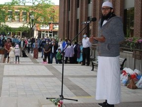 Owen Sound Muslim Association imam Hafeez Motorwala addresses the large crowd that gathered at city hall Friday evening for a vigil in the wake of the London, Ont., attack that killed four members of a Muslim Canadian family. DENIS LANGLOIS