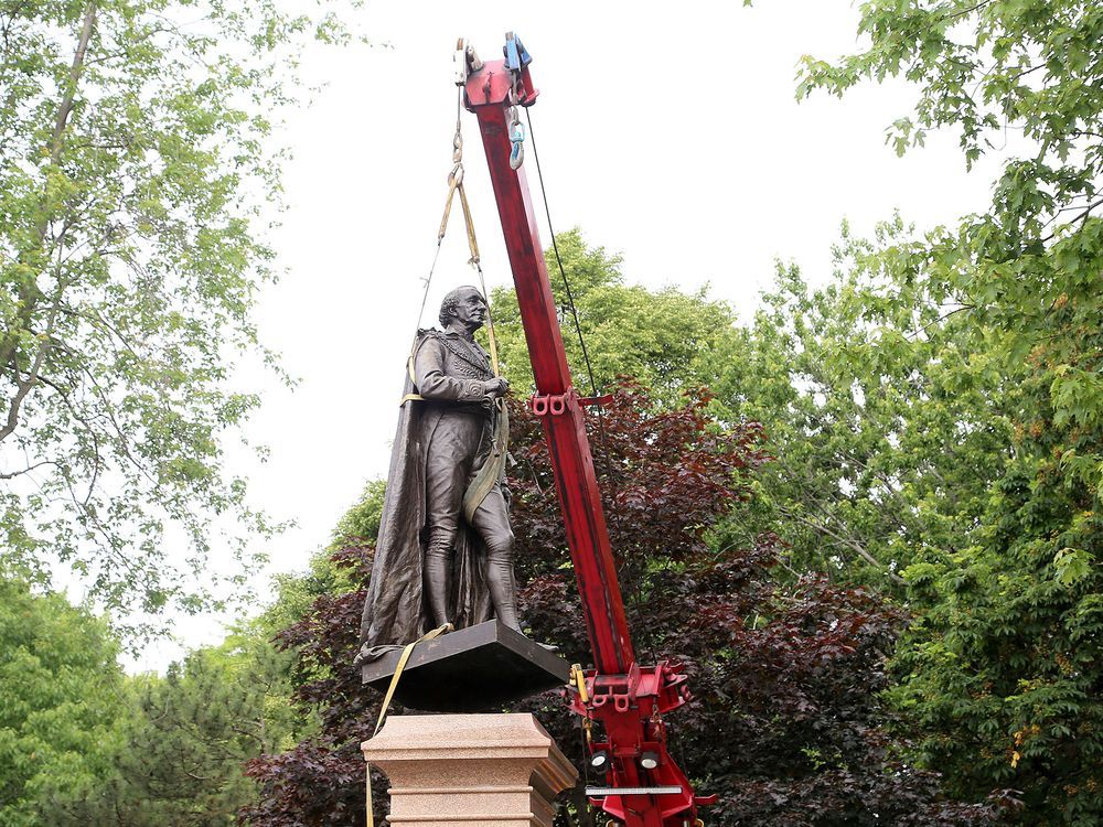 Sir John A. Macdonald statue removed from City Park Ottawa Citizen