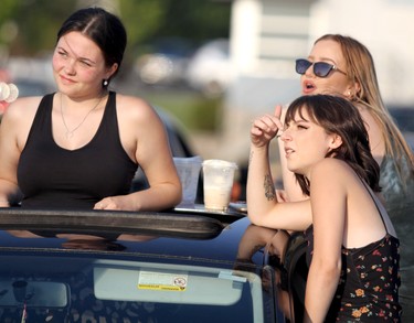 Audience in vehicles enjoy Mustang Heart at Rotaryfest on Friday, July 16, 2021 in Sault Ste. Marie, Ont. (BRIAN KELLY/THE SAULT STAR/POSTMEDIA NETWORK)