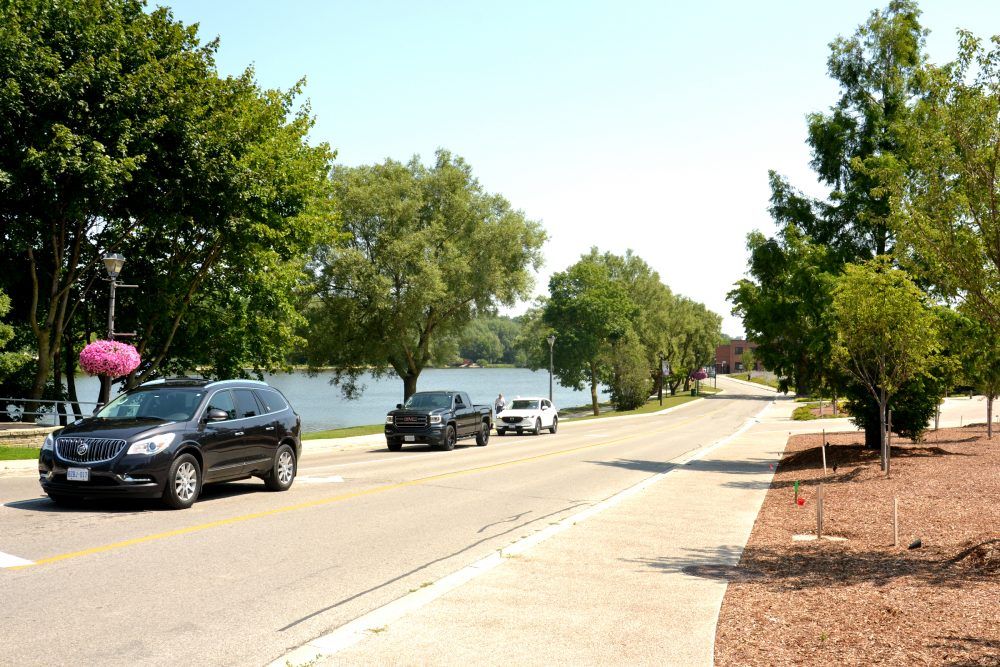Stratford committee rejects Lakeside Drive summer lane closure to