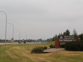 A thick smog lays over the City of Fort Saskatchewan as wildfire smoke rolls through town. Photo by James Bonnell.