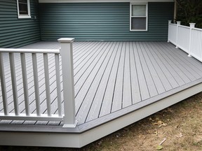 CO.deck railing