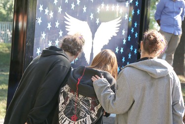 Unveiling of memorial wall dedicated to Sault Ste. Marie residents who've died of drug overdoses on Tuesday, Aug. 31, 2021 in Sault Ste. Marie, Ont. (BRIAN KELLY/THE SAULT STAR/POSTMEDIA NETWORK)