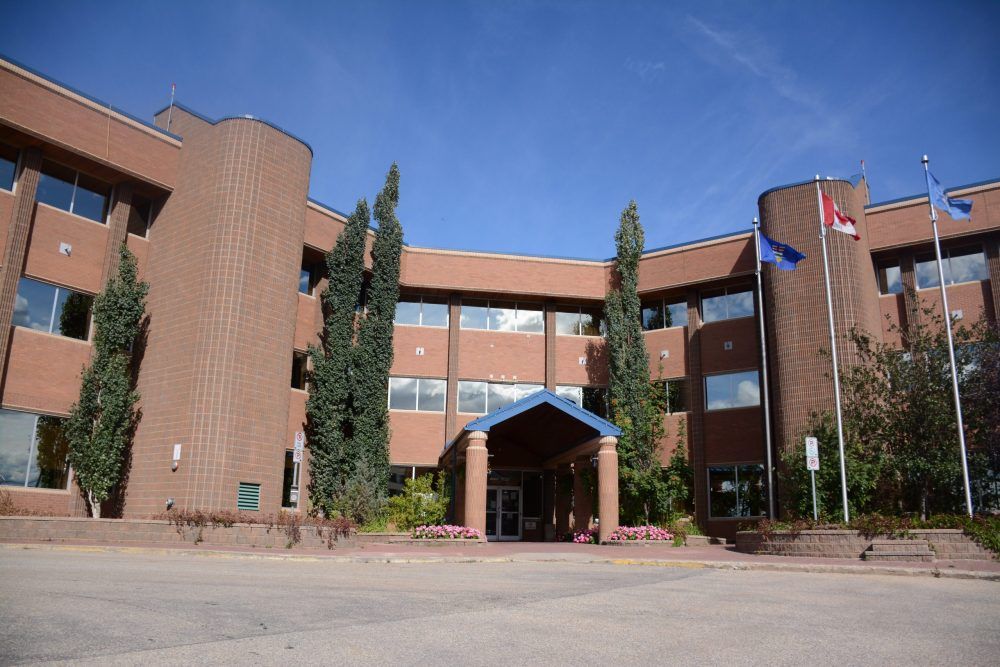 Clayton elected mayor and five new faces on city council Grande