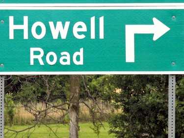 The road sign indicates Howell Road where it namesake family settled more than 200 years ago. Photo by Kevin Shelby