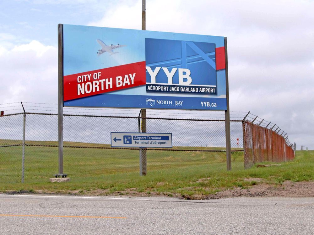 Employees look for work ahead of Air Canada's departure from North Bay 