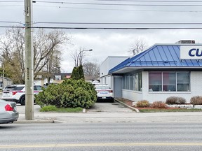 North Bay police seen by the CUPE North Bay Area office on Lakeshore Drive, May 5, following the arrest of a 22-year-old male suspect who was wanted for a number of offences, including a home invasion from earlier this year. Nugget File Photo