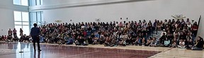 École McTavish High School welcomed the largest class of its newest Marauders – over 300 students in 10 homerooms! Go Class of 2027!