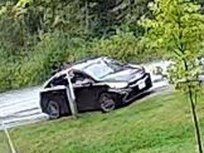 Provincial police released this image of a suspect vehicle in an attempted package theft in Augusta Township. (SUBMITTED PHOTO)