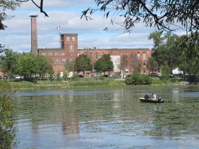The federal government is proposing a major cleanup of the Inner Harbour in Kingston.