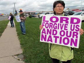 Anti-abortion protesters join a sprinkling of other LifeChain demonstrators Sunday, Sept. 30, 2018  on Great Northern Road in Sault Ste. Marie, Ont. LifeChain demonstrations were to be held in more than 100 Ontario communities, including Elliot Lake. JEFFREY OUGLER/SAULT STAR/POSTMEDIA NETWORK