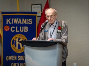 Elwood Moore speaks to the Kiwanis Club of Owen Sound on Thursday, October 7, 2021. Moore, who has been a member of the club for 62 years now, celebrated his 100th birthday on Thursday.