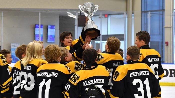 Flyers Quebec peewee team off to great start at prestigious youth tournament