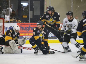 The Spruce Grove Saints took a thrilling 6-5 come from behind win over the visiting Blackfalds Bulldogs, at the Grant Fuhr Arena on Saturday.