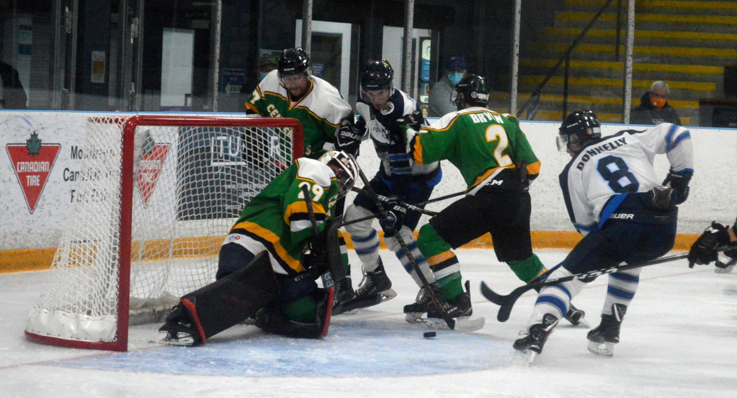 Seaforth Centenaires edge Winterhawks 3-2 | The Shoreline Beacon