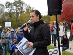 Dr. Rochagne Kilian speaks at a rally in Collingwood on Saturday, October 30, 2021.
