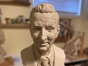 A life-size, clay portrait bust of Walter Gretzky will be turned into a bronze sculpture after a $15,000 fundraising effort by Glenhyrst Art Gallery of Brant was successful.
