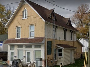 Henry Weaver's store still stands at the junction of Park and Duke streets. Goodle street image