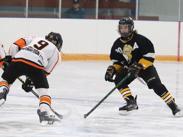 The Hanna Bantam Colts hosted Oyen on Oct. 22. The game was close initially however the Colts pulled away in the second period leaving the game with a 4-2 win over the visiting team. The Bantams next home game will be Nov. 6 against Brooks at 4 p.m. Jackie Irwin/Postmedia