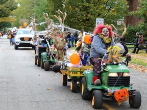 There was some clowning around on Oct. 16 during the Waterford Pumpkinfest parade along Main Street. Michelle Ruby/Postmedia