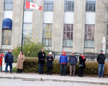 Remembrance Day service at cenotaph on Queen Street East on Thursday, Nov. 11, 2021 in Sault Ste. Marie, Ont. (BRIAN KELLY/THE SAULT STAR/POSTMEDIA NETWORK)
