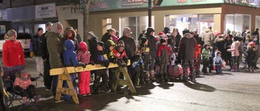 More than 15,000 spectators lined the sidewalks and stood behind barricades to take in the 2021 Timmins Santa Claus Parade held in Downtown Timmins Saturday night.

RON GRECH/The Daily Press