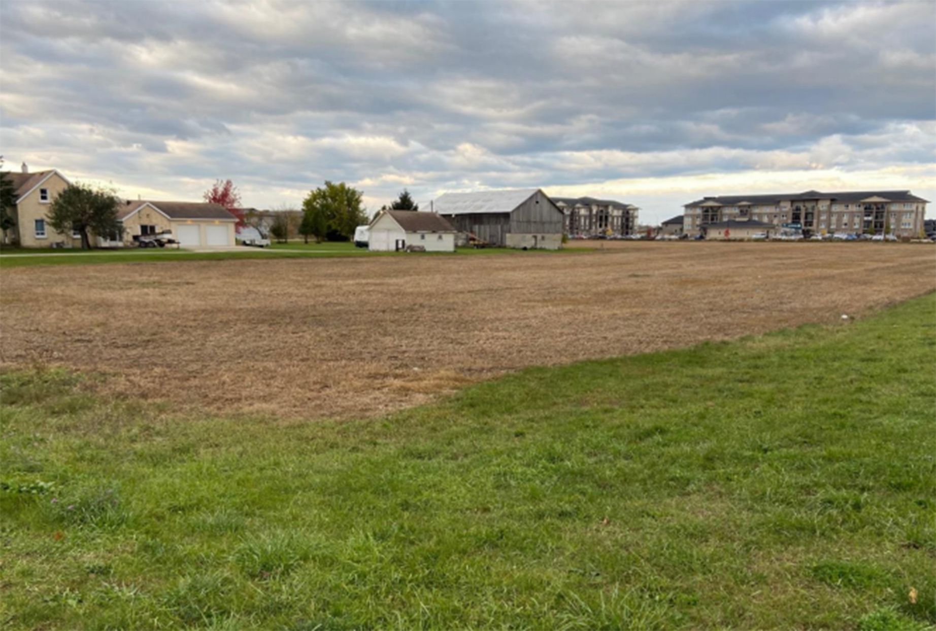 From rural life to a major shopping centre – the Town of Saugeen Shores planning committee approved a site plan agreement Nov. 15 with Saugeen Shores Shopping Centre Inc. (Westdell Corp) for a multi-building commercial plaza at the southwest corner of Goderich St. and Devonshire Rd., now home to a barn and farmhouse. [Town of Saugeen Shores]