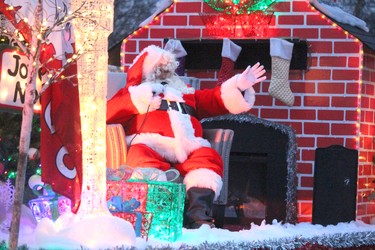 Rotary Reverse Santa Claus Parade on Queen Street East on Saturday, Nov. 20, 2021 in Sault Ste. Marie, Ont. Santa Claus wishes Sault Ste. Marie residents a Merry Christmas.(BRIAN KELLY/THE SAULT STAR/POSTMEDIA NETWORK)