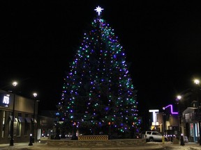 The Town of Stony Plain will host its annual Winter Light Up event downtown on Thursday, Dec. 1, from 7 p.m. to 9 p.m. Photo by Josh Thomas/Postmedia.