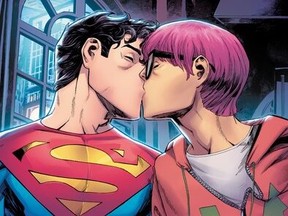 Jon Kent kissing Jay Nakamura in Superman Son of Kal-El, Issue no. 5.
