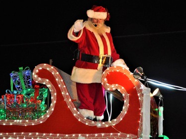 Santa Claus made a special appearance in Cornwall, on Saturday November 20, 2021 in Cornwall, Ont. Francis Racine/Cornwall Standard-Freeholder/Postmedia Network