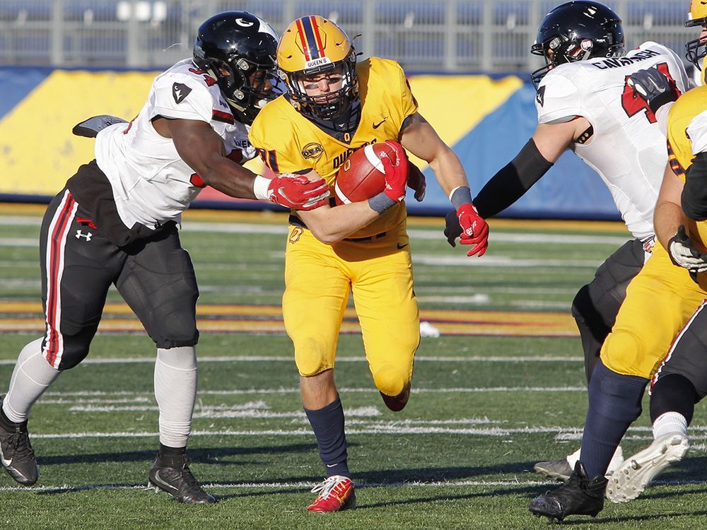 Gaels win first playoff game in eight years, rout Ravens 41-14