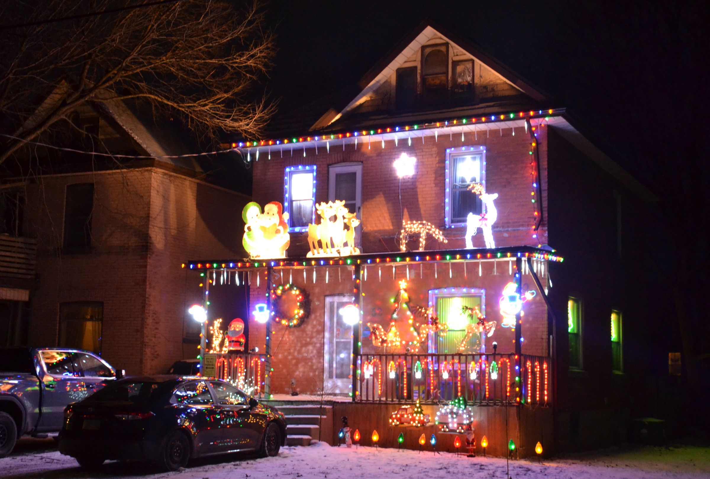 judging-for-light-up-stratford-holiday-lights-competition-begins