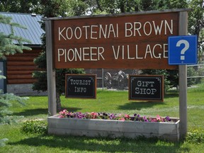 1229 pc kootenai brown