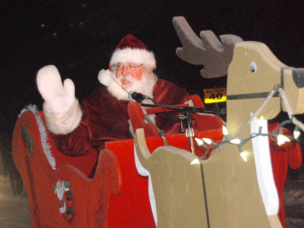 Petawawa's Santa Claus parade lit up a winter's night | Pembroke Observer