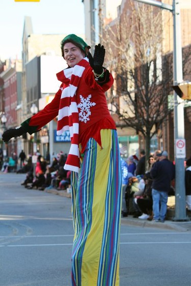 Stilt-walkers were among the attractions Sunday at Woodstock's Santa Claus Parade.
BRUCE URQUHART/SENTINEL-REVIEW