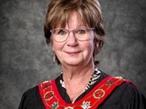 Debbie Robinson has been returned by acclamation to chair the Eastern Ontario Wardens' Caucus.