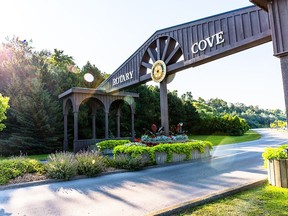Rotary Cove Arch at the Goderich Waterfront. Courtesy of Canada247