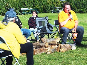 Photo by LESLEY KNIBBS/MID-NORTH MONITOR
Chief Alan Ozawanimke at the October 2021 ceremony speaking after returning from sweat lodge where he heard from the children, former Chief Nelson Toulouse in the foreground.