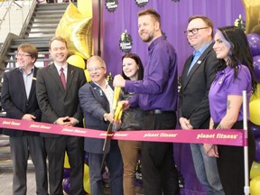 Planet Fitness, located at 100 Broadview Drive, held a ribbon cutting ceremony on March 16 and donated $1,000 to BGC Strathcona County.  Travis Dosser/News Staff