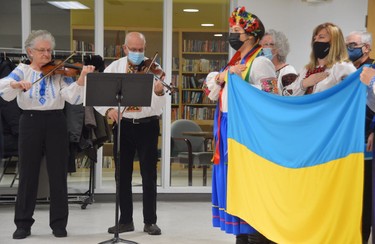 A service for peace in Ukraine on Sunday featured the choir from St Mary’s Ukrainian Church along with prayers from leaders of several faith traditions and nations.